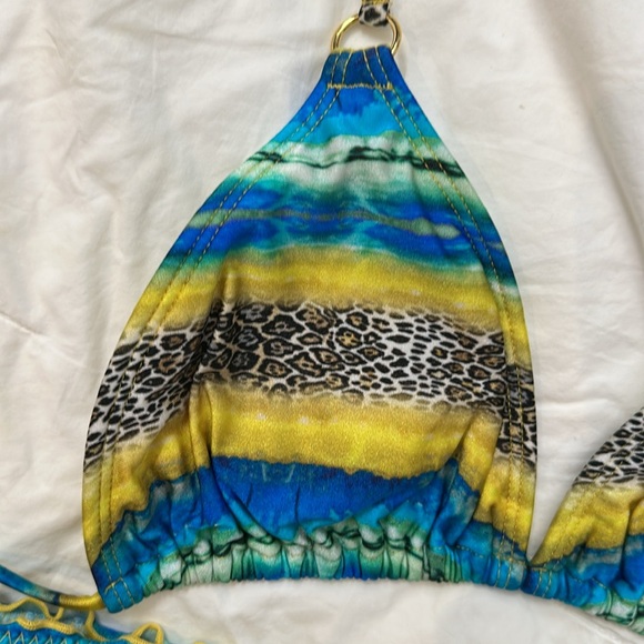 Luli Fama Swimwear Bikini (Triangle Top: Large) (Scrunch Bottom: Medium) - Picture 2 of 6